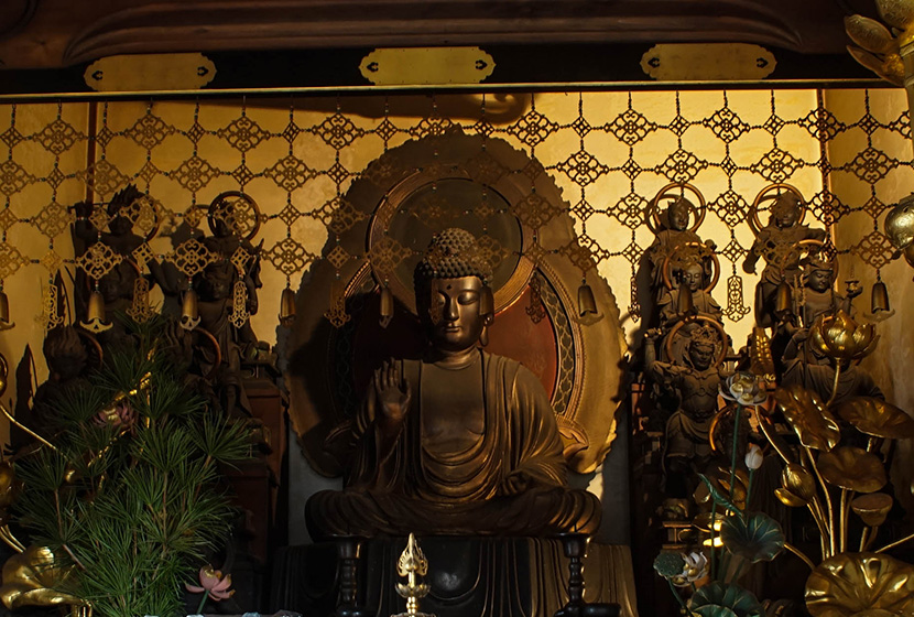 木造釈迦十六善神像 | 聖天山正圓寺「天下茶屋の聖天さん」公式サイト